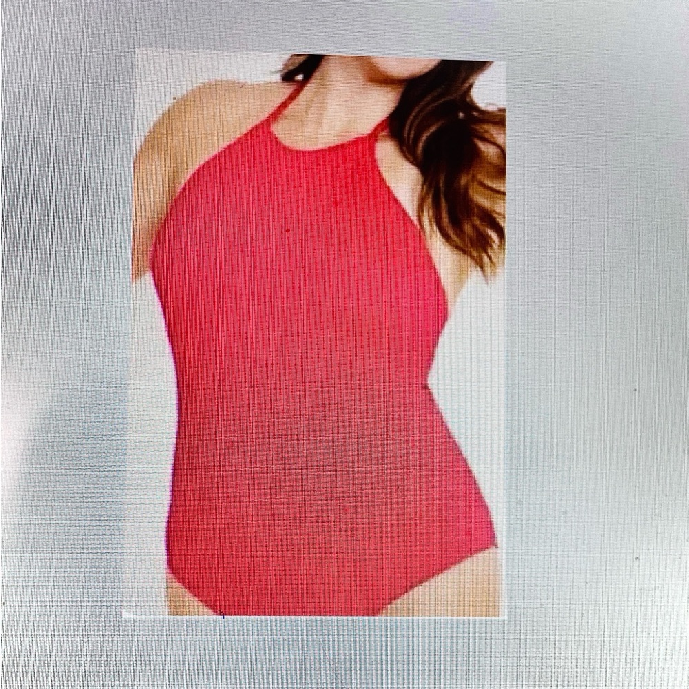 Hot Pink Ribbed Halter Neck One-Piece Swimsuit Medium